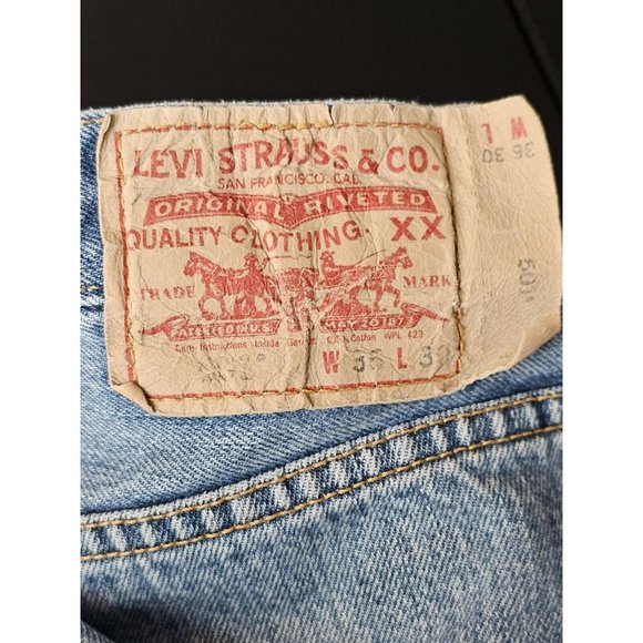 Levis 501 Vintage Denim Blue Jeans Button Fly Red Tab Mexico 35/30 Light Wash - Picture 7 of 13